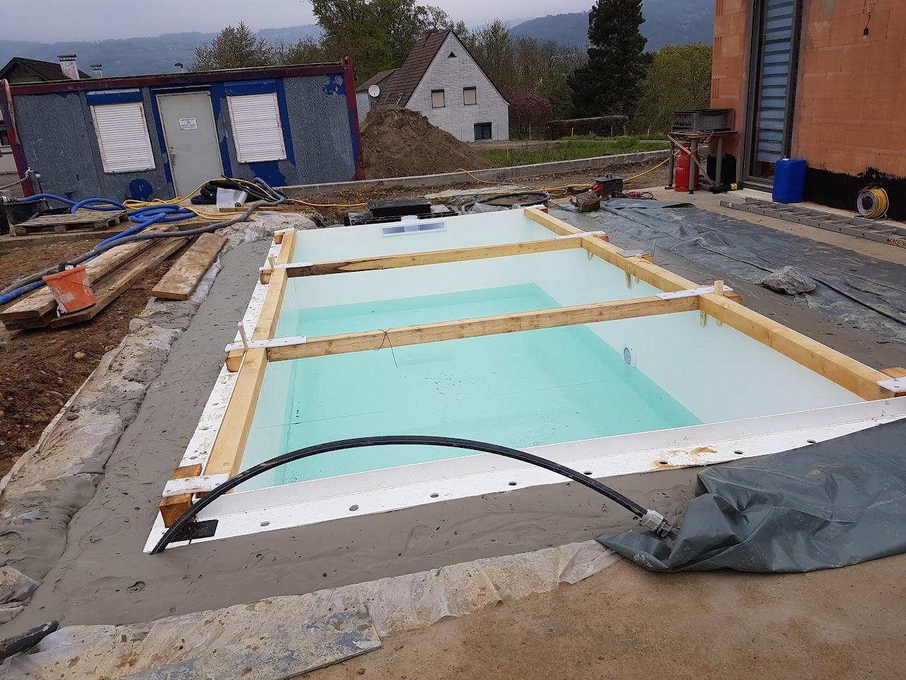 Poolhinterfüllung Glösmann Bau Service Ihr Profi bei Schaumbeton